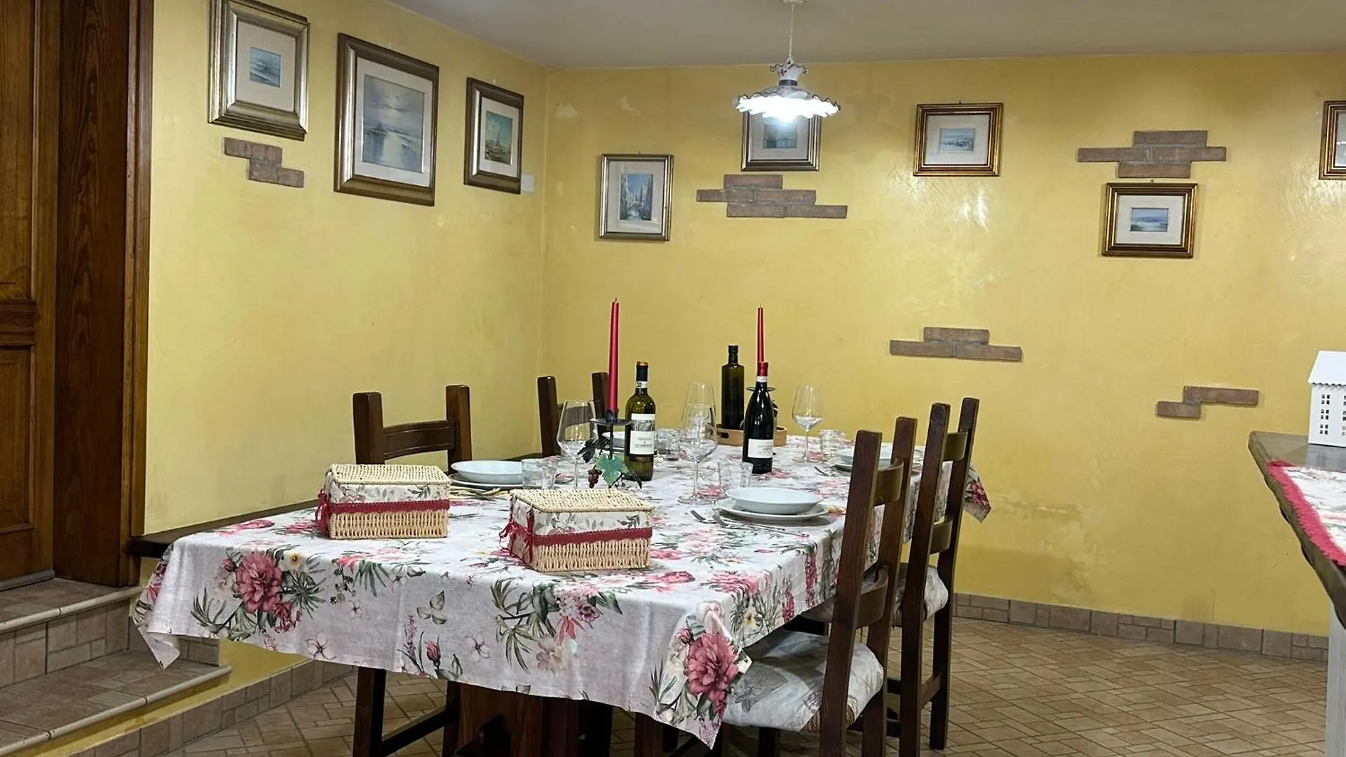 Casa Vacanza L'Oasi Salzano 0*,  Italy