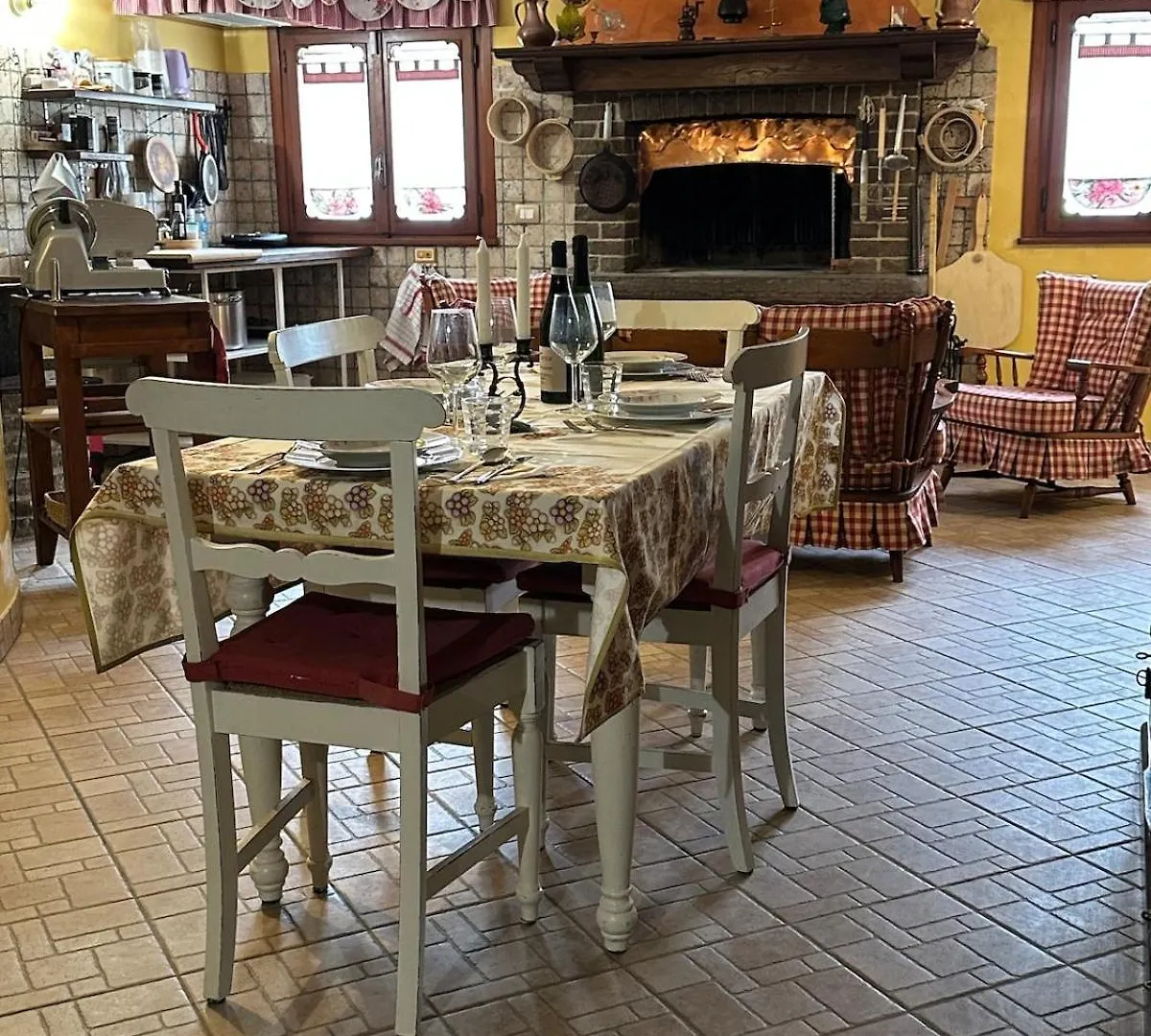 Casa Vacanza L'Oasi Salzano 0*,  İtalya
